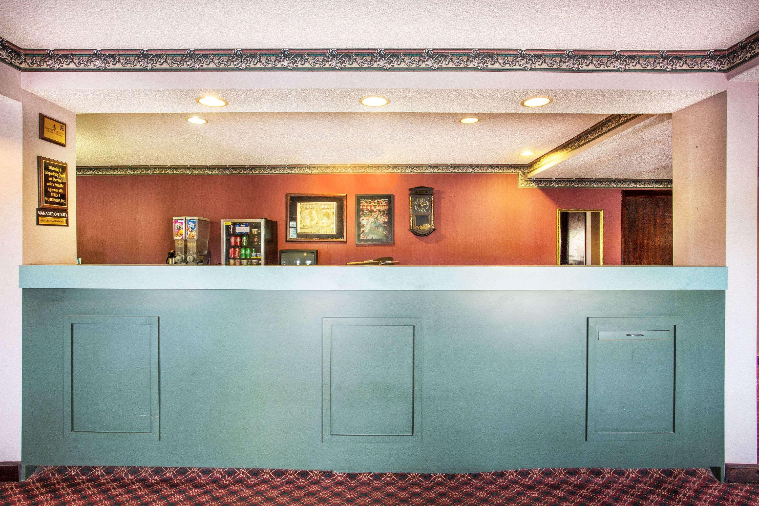 Hotel Super 8 By Wyndham Griffin Zewnętrze zdjęcie